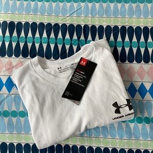 Under Armour T-shirt